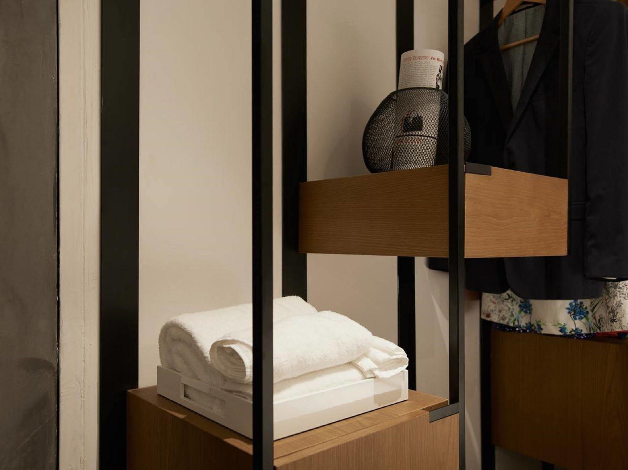Hmlet Austin Avenue Hotel Hongkong Buitenkant foto
